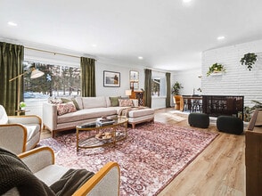 Building Photo - 28649 Jackson Rd