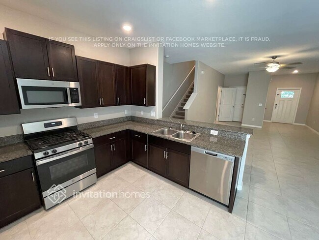 Foto del edificio - 8488 Druid Oaks Ln