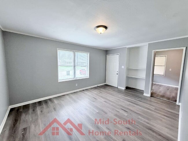 Building Photo - 1730 Tahiti Ln
