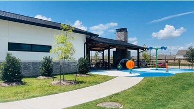 Building Photo - 10314 Birch Peak Dr