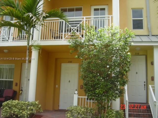 Foto principal - 358 SW 14th Ave