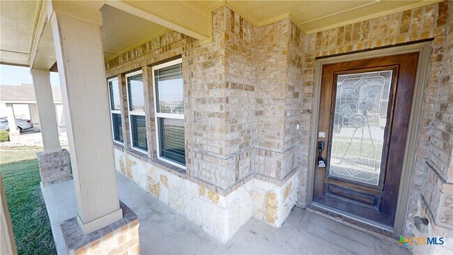 Foto del edificio - 506 W Vega Ln