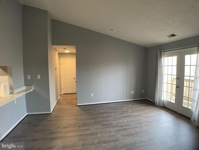 Building Photo - 4720 Dorsey Hall Dr