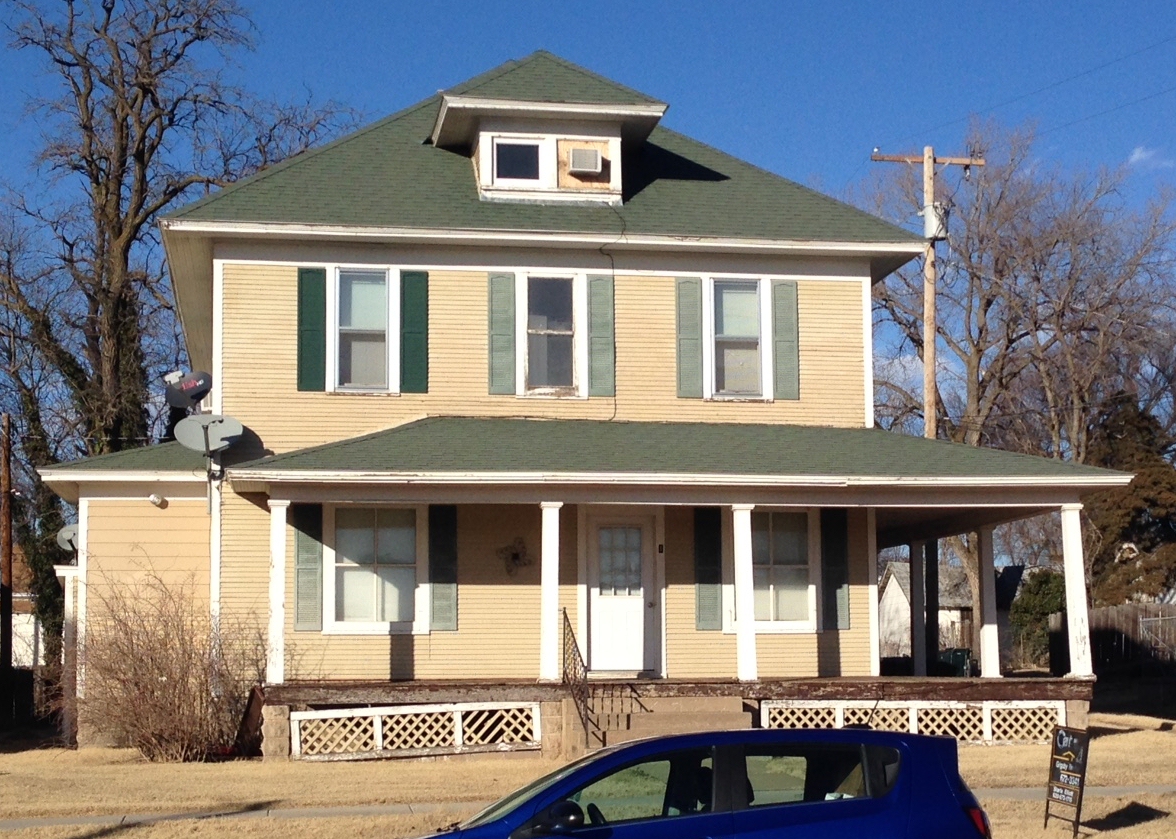 Primary Photo - 314 W 3rd St