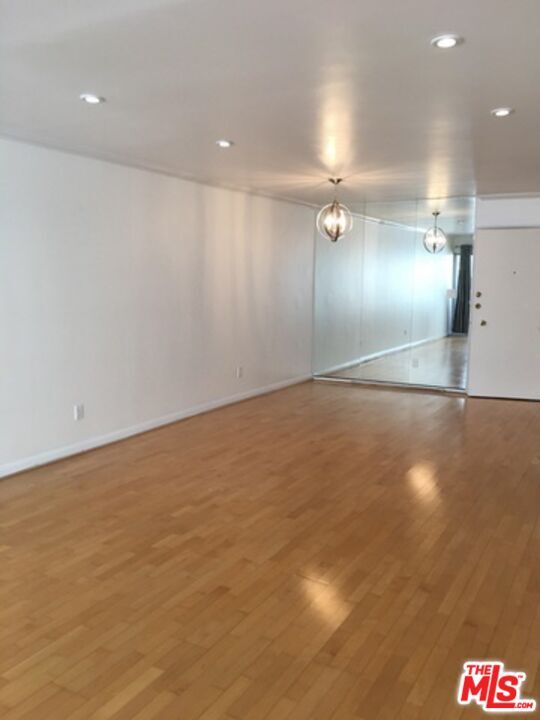 Foto del edificio - 11750 Sunset Blvd