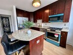 Primary Photo - 33 W Ontario St