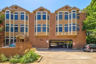 Building Photo - 2802 Nueces St