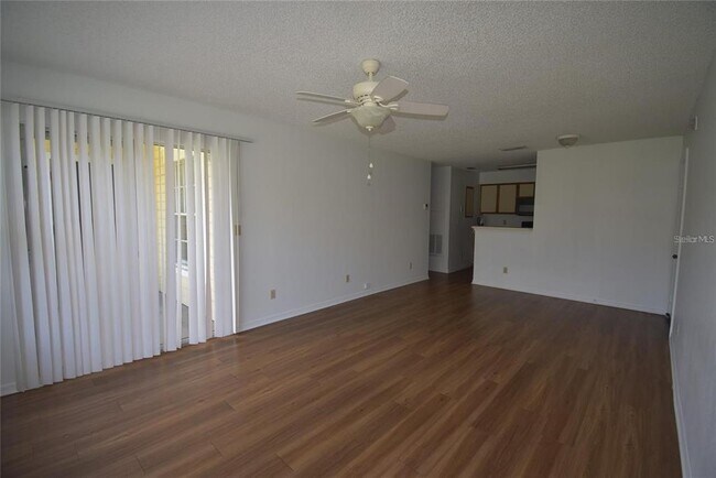 Building Photo - 1075 S Hiawassee Rd