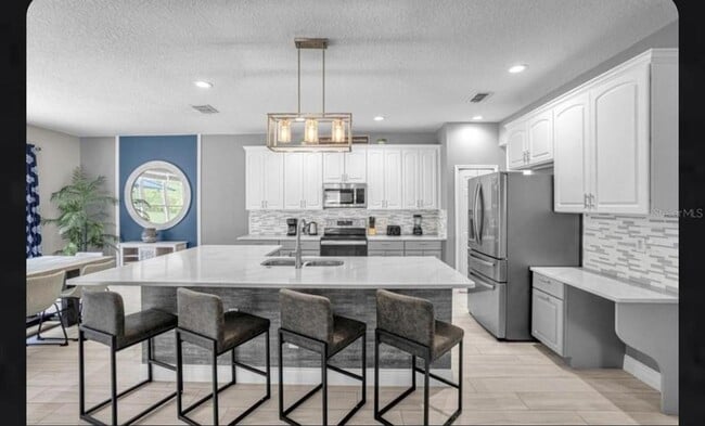 Foto del edificio - 1131 Marcello Blvd