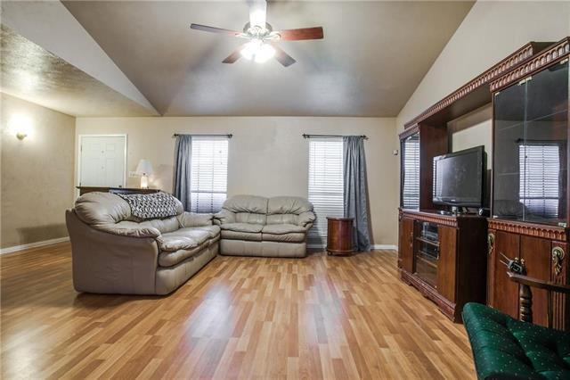 Foto del edificio - 1301 Timbercreek Ct