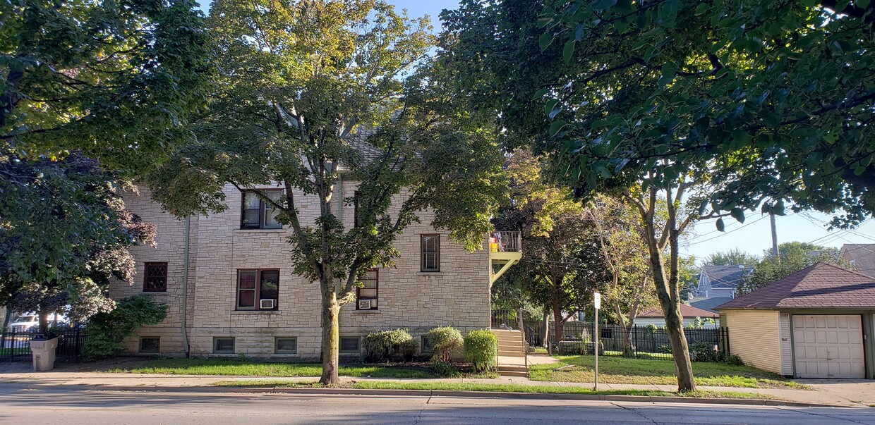 Burnham St Side View - 1903 S Layton Blvd