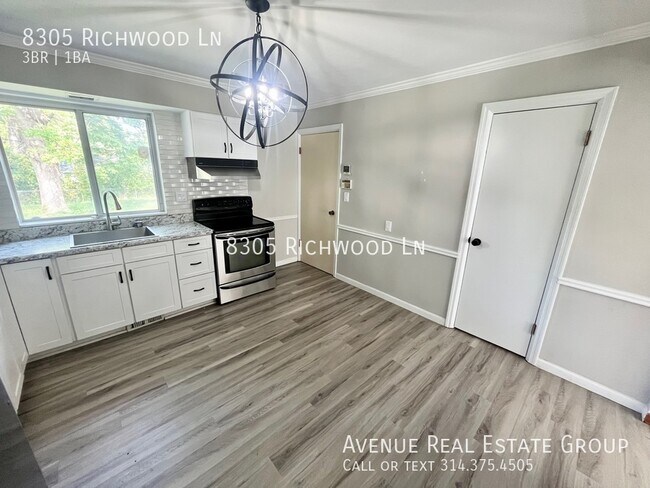 Foto del edificio - Just Listed! - 8305 Richwood Lane