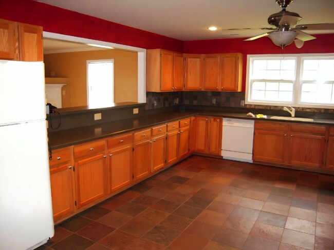 Building Photo - 1572 Eagleton Ln
