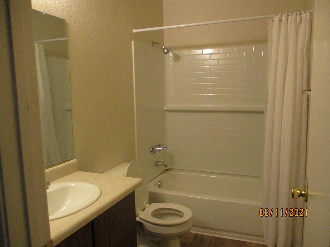 Building Photo - 3591 Quail Lakes Dr