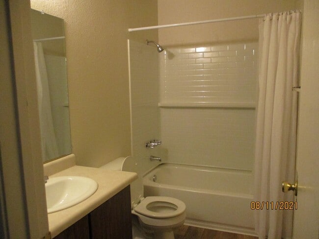 Foto del edificio - 3591 Quail Lakes Dr