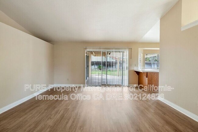 Foto del edificio - 45891 Clubhouse Dr