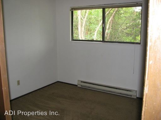 Foto del edificio - 3864 NW Chemult Pl