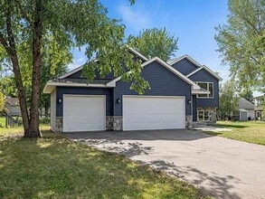 Building Photo - 117 Mill Rd