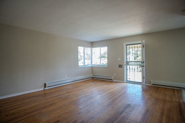 Living Room - 5001 E 34th Ave