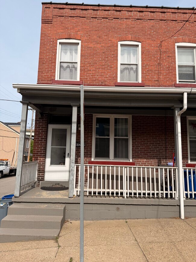 Foto del edificio - 440 Ella St