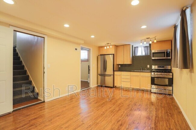 Building Photo - 4765 W 13th Ave