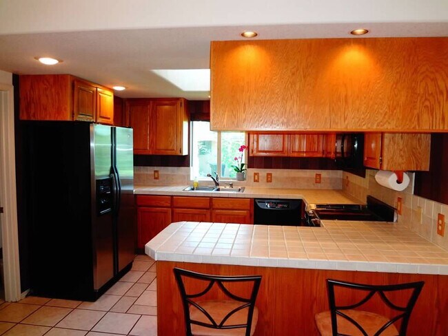 Foto del edificio - 1831 Fairway Dr