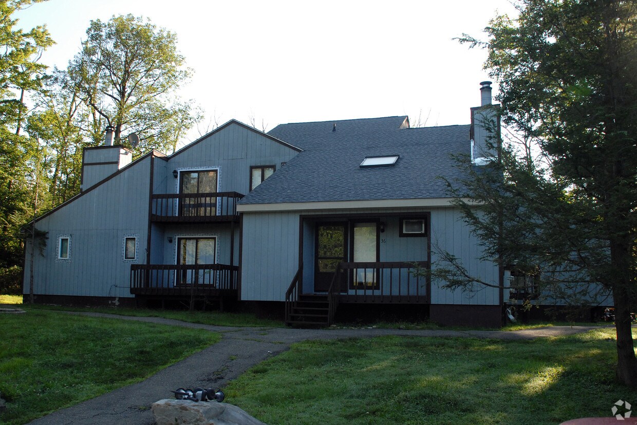Building Photo - Mountain Ridge Townhomes
