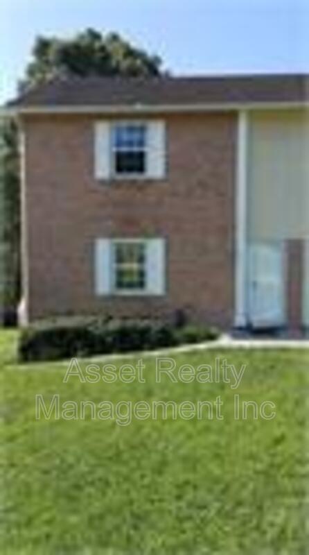 Primary Photo - 134 Oakview Dr