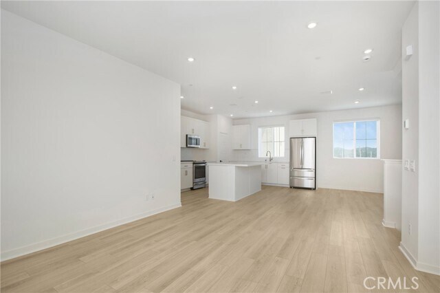 Foto del edificio - 216 Ruby Rd