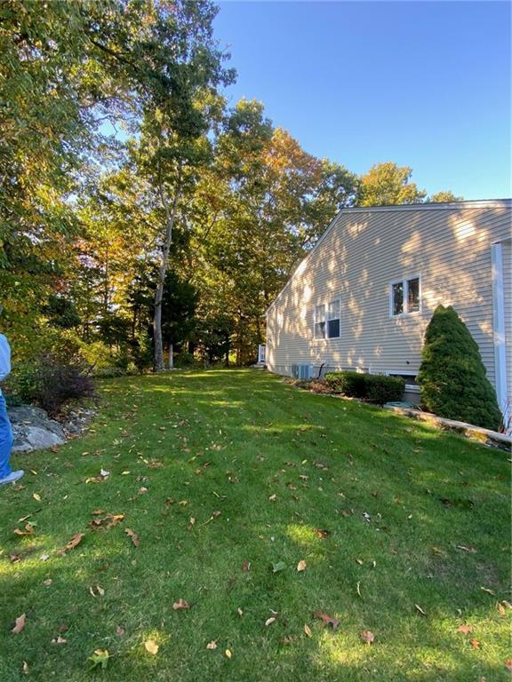 26 Hunters Run, North Providence, RI 02904 Condo for Rent in North