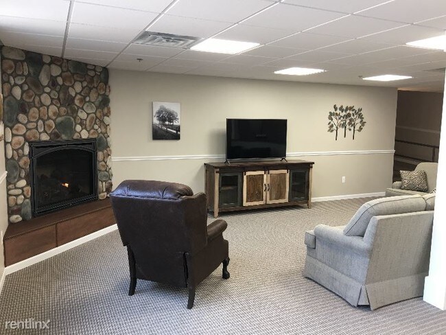 Foto del edificio - 1 br, 1 bath Apartment - 401 Church Street