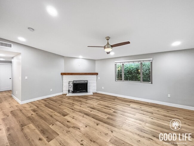 Foto del edificio - Gorgeous 3B/2BA Home in Chula Vista W/ W/D, A/C, Bonus Room, Covered Patio, & Pool!