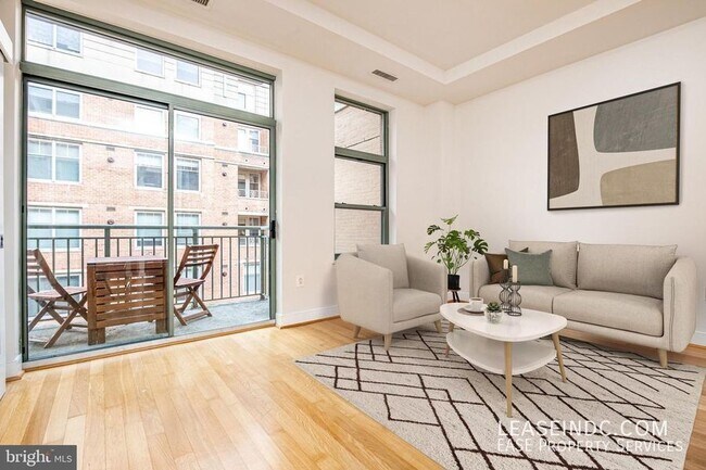 Foto del edificio - 2425 L St NW