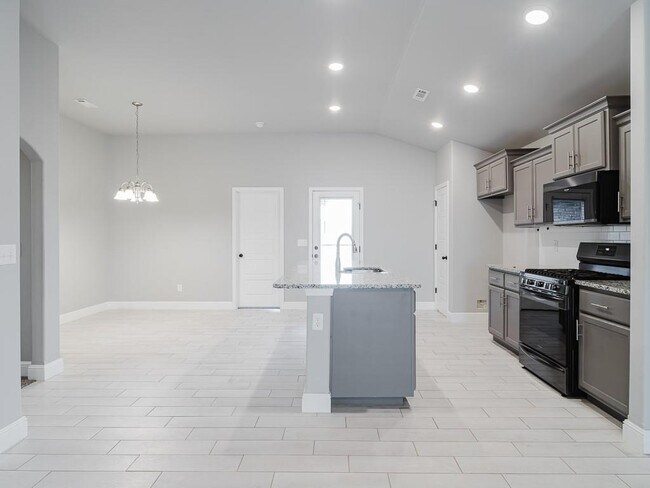 Foto del edificio - 6100 NW Silas St