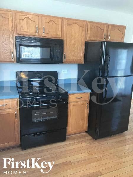 Foto del edificio - 3603 Flowermeadow Ct