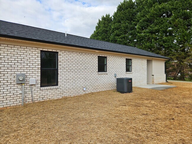 Foto del edificio - 6712 Old Lexington Rd