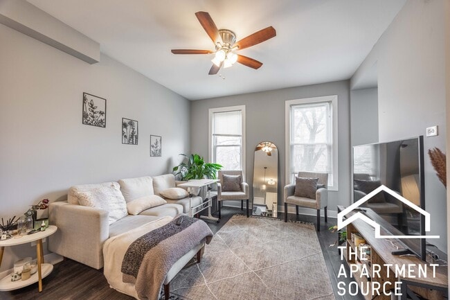 Photo - 1433 N Cleaver St Apartment