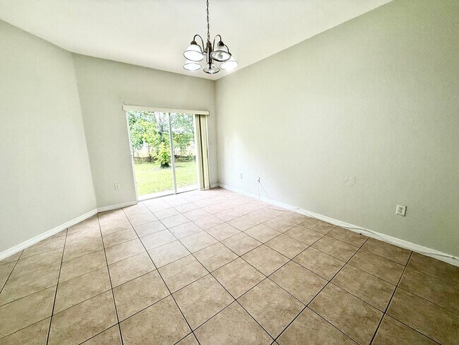 Foto del edificio - 4902 SW 141st Ave
