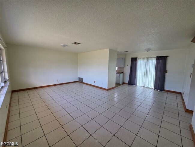 Foto del edificio - 1507 Markdale St E