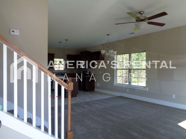 Foto del edificio - Town Home for rent in Hoover, AL!! Availab...