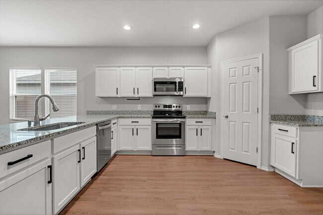 Foto del edificio - Charming 4-Bedroom Home in Elmendorf!