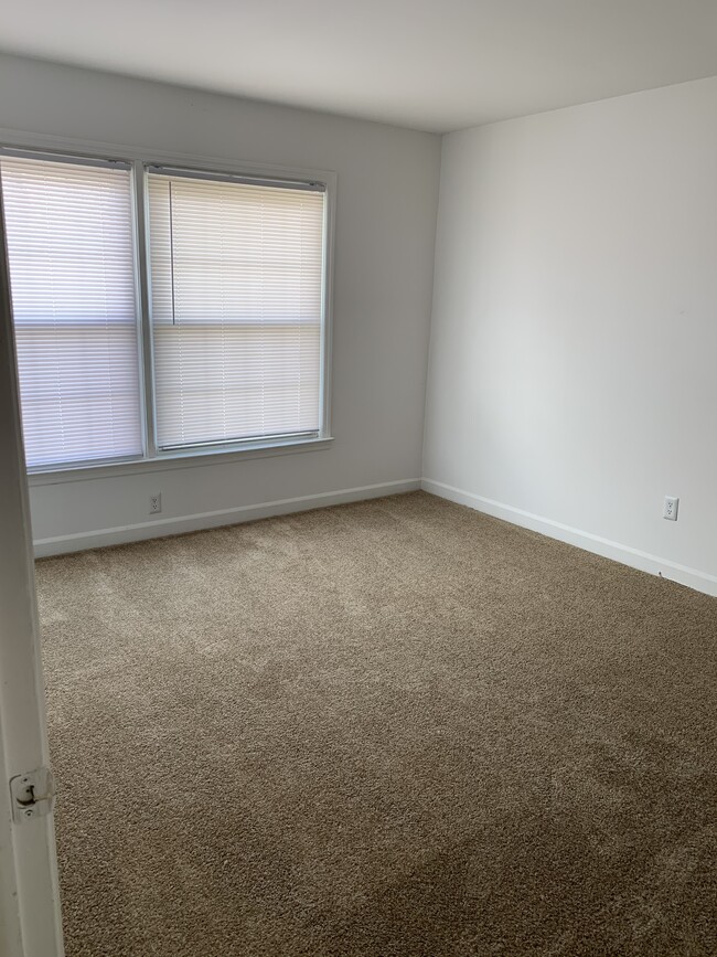 1BR - Closet - Church Creek Apartments