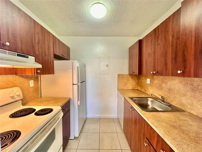 Foto del edificio - 7423 SW 152nd Ave