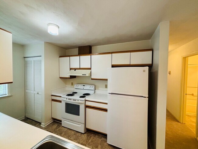 Foto del edificio - 3 Bedroom 2 Bath Condo