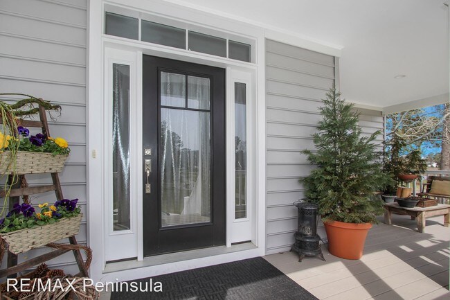 Building Photo - 3 br, 3.5 bath House - 833 Poquoson Ave