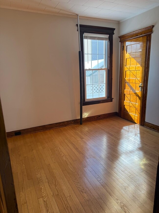 Foto del edificio - 119 Bremond St