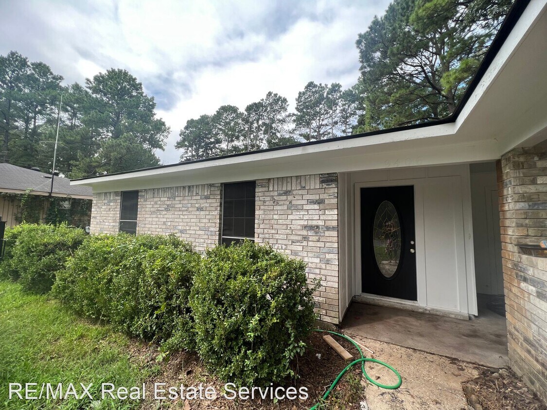 Primary Photo - 3 br, 2 bath House - 9406 Wardlow Drive