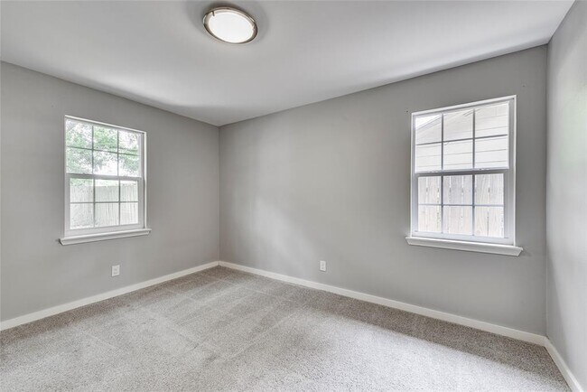 Foto del edificio - 6511 Pevensey Dr