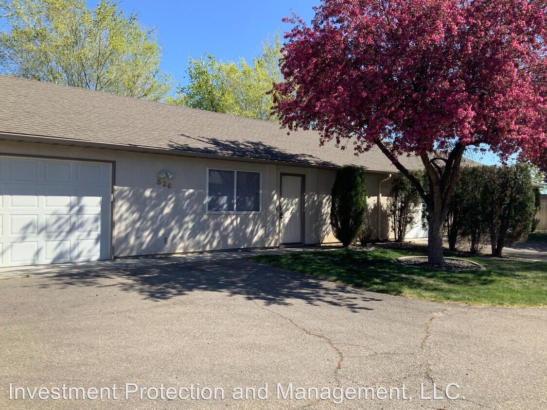 Foto principal - 2 br, 2 bath House - 526 Powerline Rd
