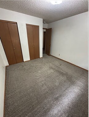 Foto del edificio - 413 S Johnson St